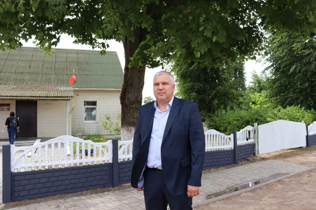 Как соседский золотарник стал проблемой деревни Малые Ляды
