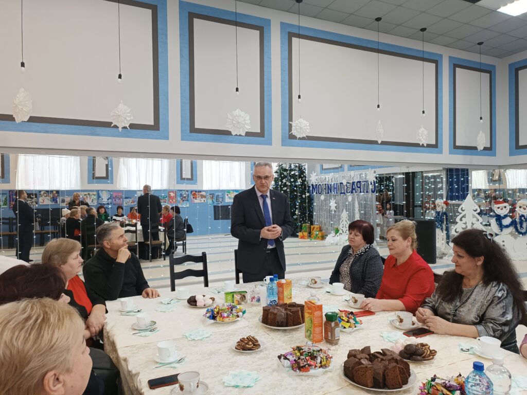 «От всей души»: отраслевой профсоюз поздравил ветеранов труда сферы культуры