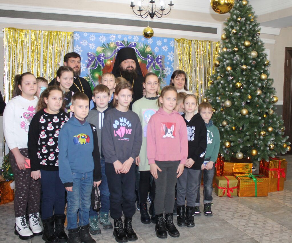 В Смолевичах прошла Рождественская епархиальная елка