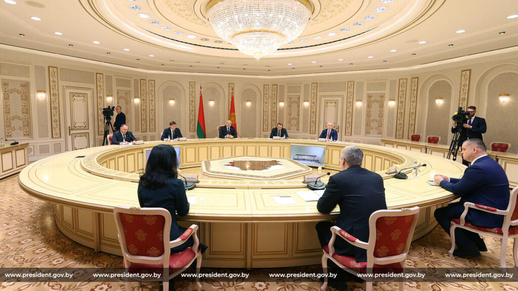 Мясо, молоко и строительство электростанции. Как Беларусь готова помочь Камчатке