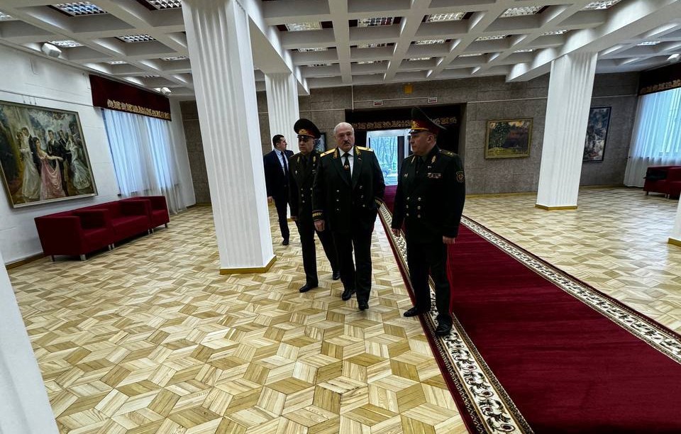 Лукашенко о возможности третьей мировой войны: есть основания для опасений