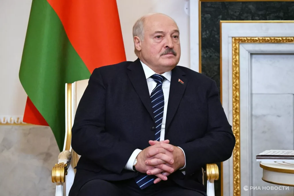 Лукашенко поздравил Путина с победой на выборах