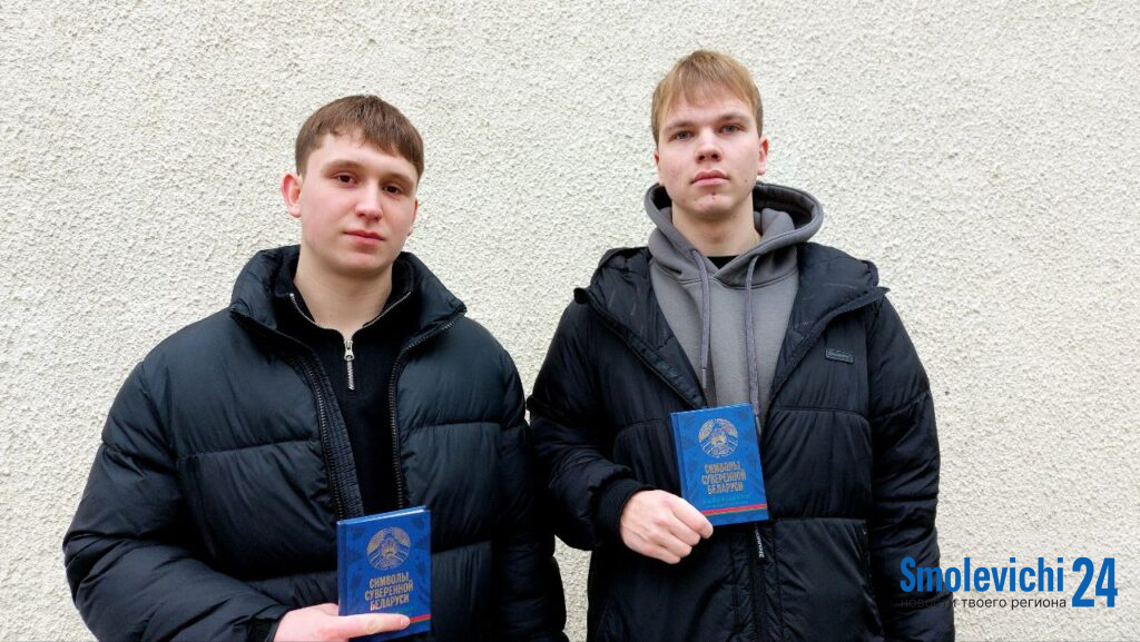 «Отдаем голос за будущее своей страны». Жители агрогородка впервые пришли на избирательный участок