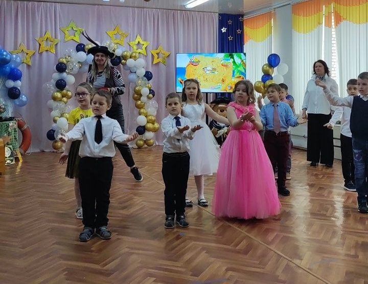 В Смолевичском саду №3 прошел выпускной для старших малышей