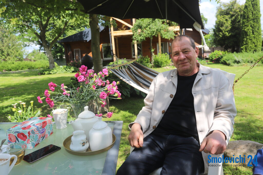 Познакомились  с египтянином, который нашел свой райский уголок в Беларуси