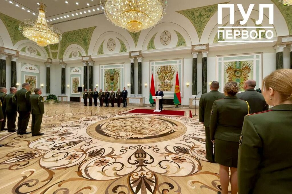 Лукашенко заявил о готовности Беларуси дать самый жесткий ответ на любые агрессивные выпады