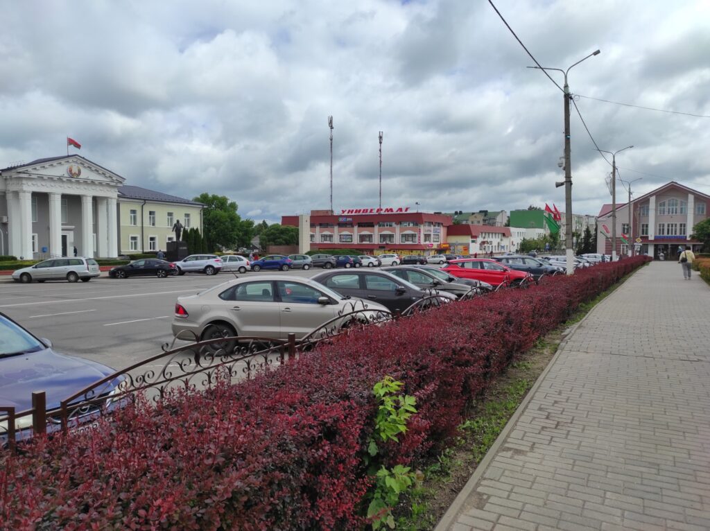 Подростковая преступность вызывает тревогу. Как район справляется с проблемами безопасности