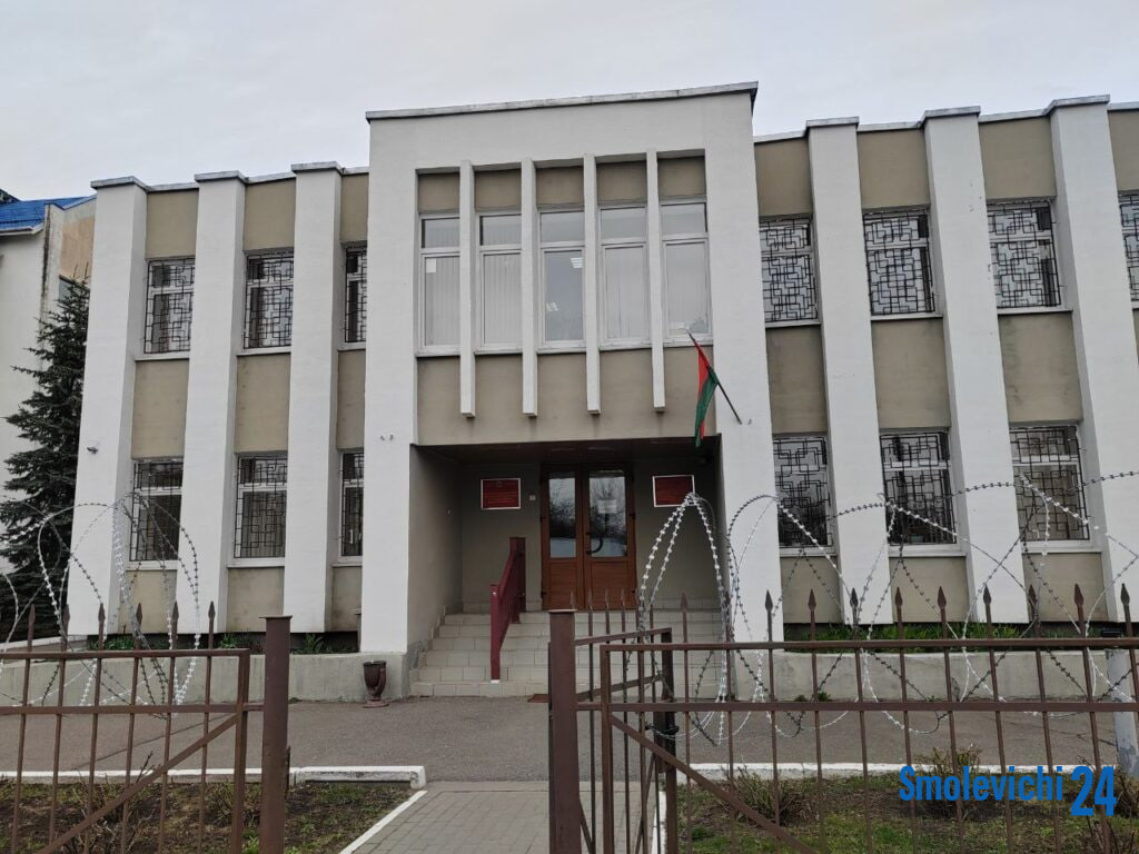 Военком обратился к смолевичанам с поздравлениями