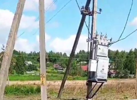 Было-стало. Жители Домашан пожаловались на высокую траву