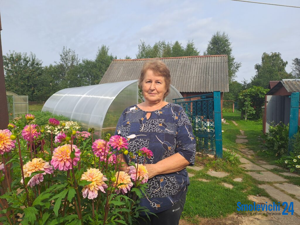 Посмотрели на цветущий сад жительницы Магистральной