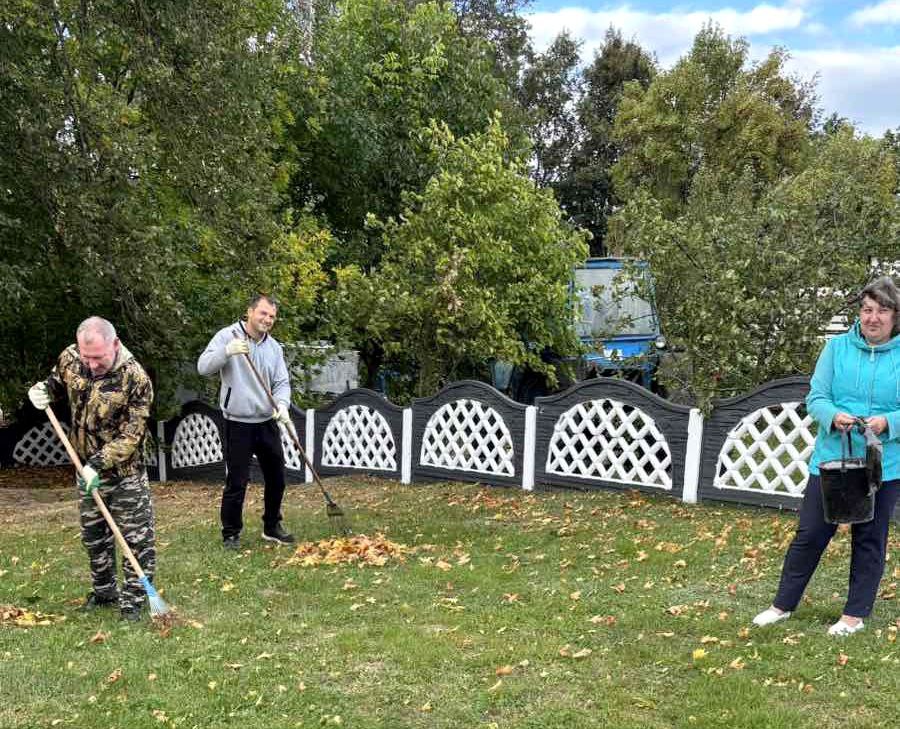 Заболотчане благоустроили памятное место в Миколаевичах