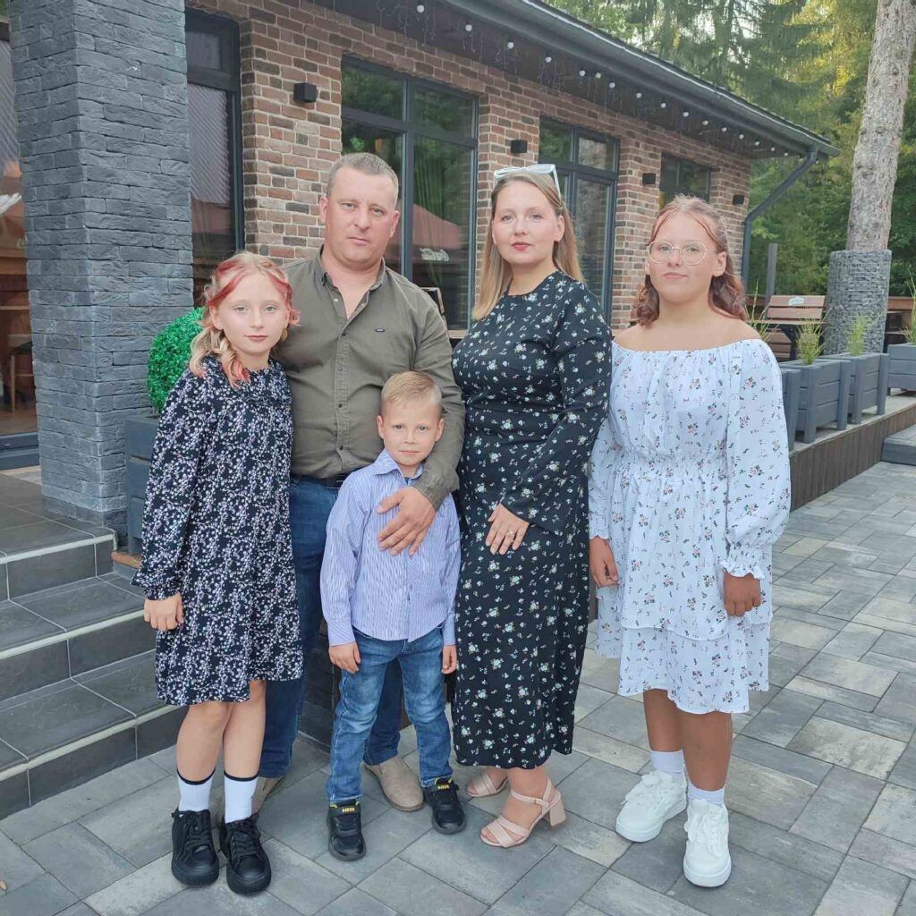 Музыка их связала. Узнали историю многодетных зеленоборцев