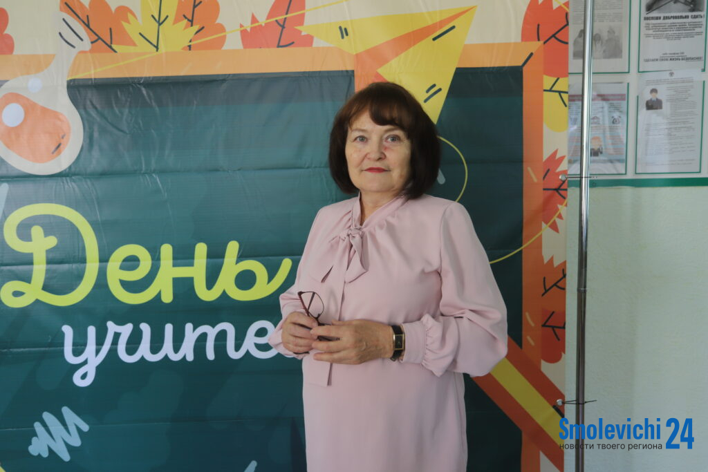 О магии первого звонка и деле жизни рассказала педагог из Прилеп