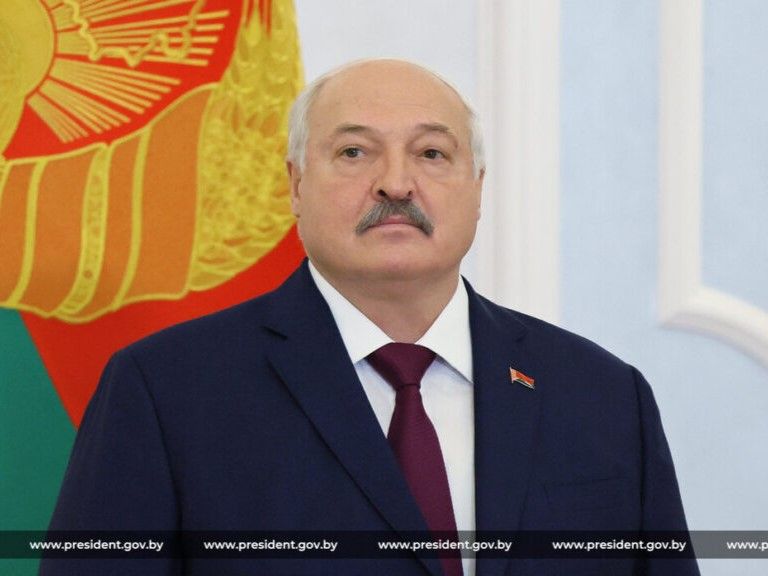 Президент поздравил работников культуры с профессиональным праздником