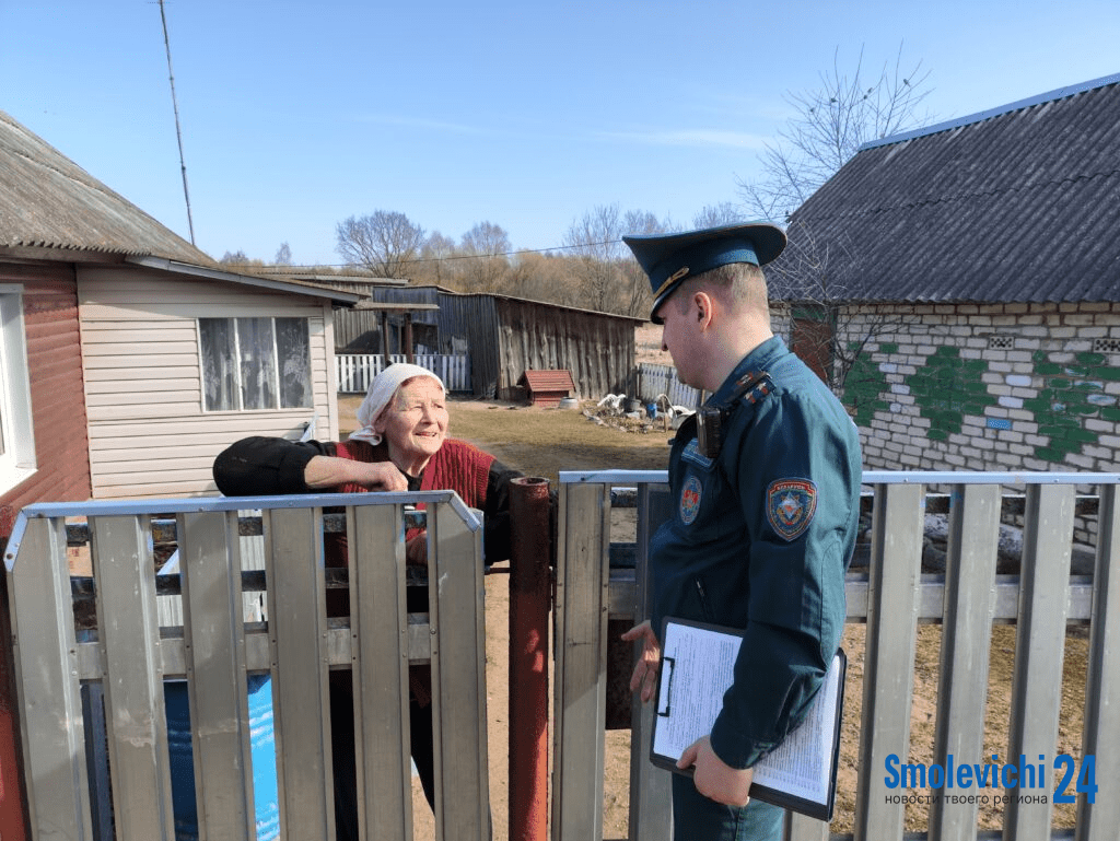 В Смолевичах проверят дома. Узнали, кто и зачем придет