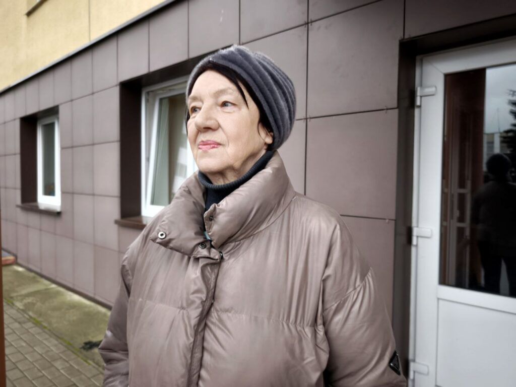 Стихи, вдохновение и 80 лет мудрости: смолевичанка делится своим творчеством