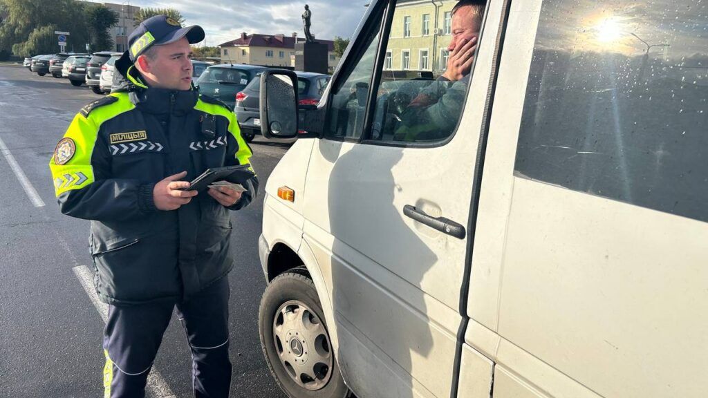 Рейды по контролю за маршрутками стартовали в Смолевичском районе