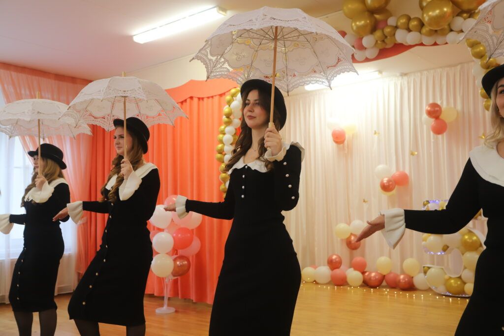 Посмотрели, как прошел первый юбилей «Буслика»