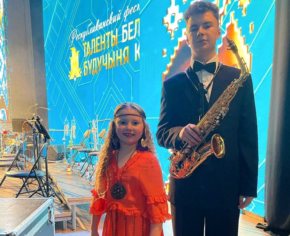 «Еще такая маленькая, а у тебя уже сольная карьера?» Юные дарования Смолевичины выступили с оркестром им. М.Я. Финберга