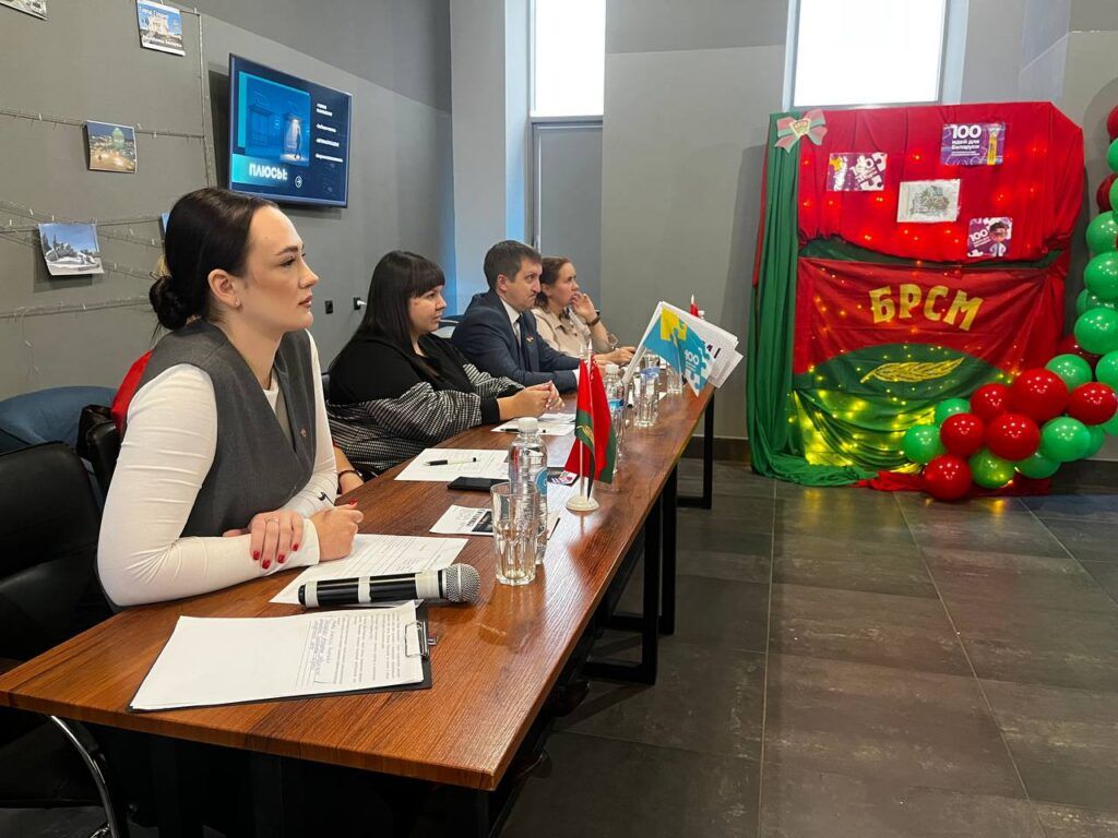 «100 идей для Беларуси»: молодежь удивили жюри своими проектами