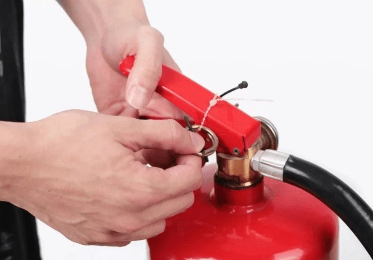 Как выбрать безопасные средства пожарной безопасности