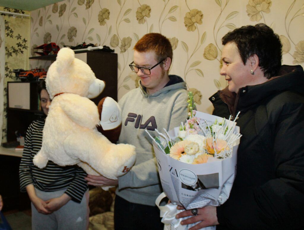 Руководство и профсоюзный комитет ЖКХ оказали поддержку семьям с детьми‑инвалидами