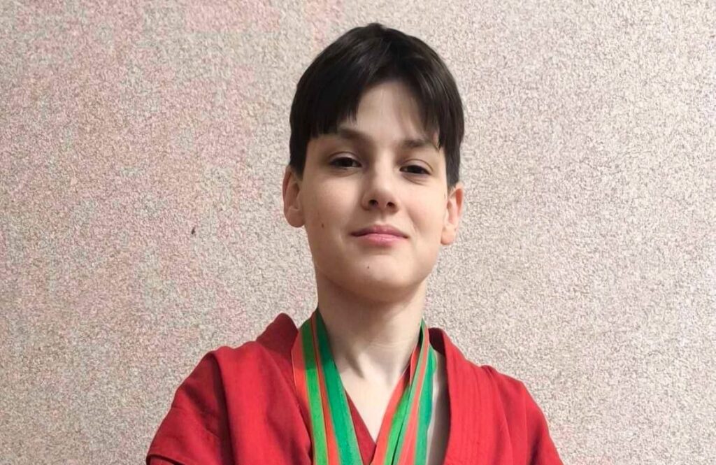 Занимается дзюдо и играет на фортепиано. Узнали, как девятикласснику гимназии удается совмещать учебу, спорт и творчество