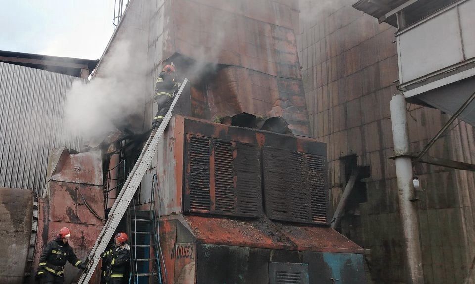 Ликвидирован пожар на зерносушильном комплексе. Пострадавших нет
