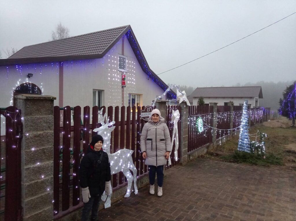 Рассказываем, кто создавал новогоднюю атмосферу в Зеленом Бору?