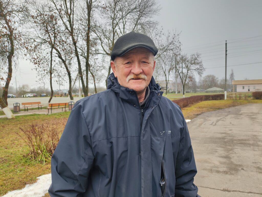 «Новый год уже не тот…». О чем вспоминает сельский Дед Мороз