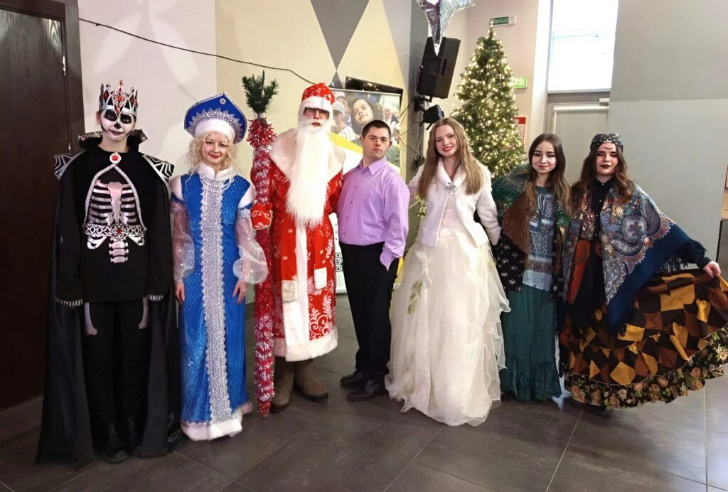 Праздник для особенных ребят: мастер‑класс, подарки и сладкий стол