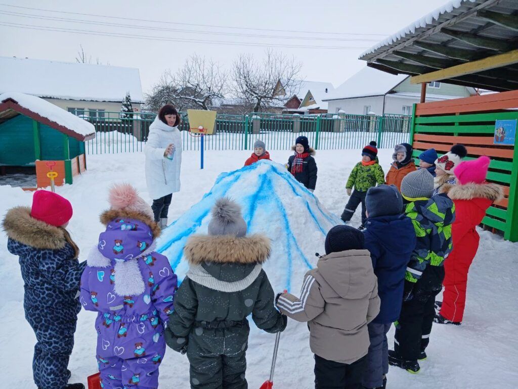 От вертепа до колядок: дети приобщаются к народным традициям