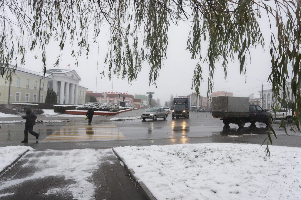 Дорожная культура в Смолевичах: перебежать или пройти лишних 15 метров