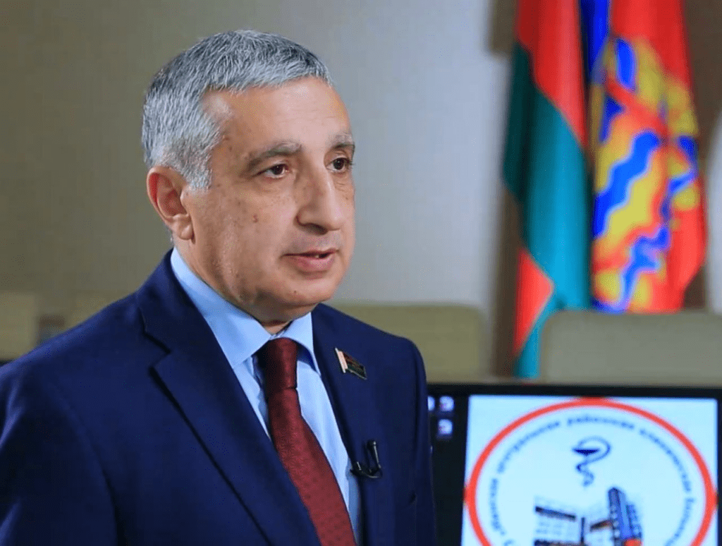 Член Совета Республики проведет прямую линию