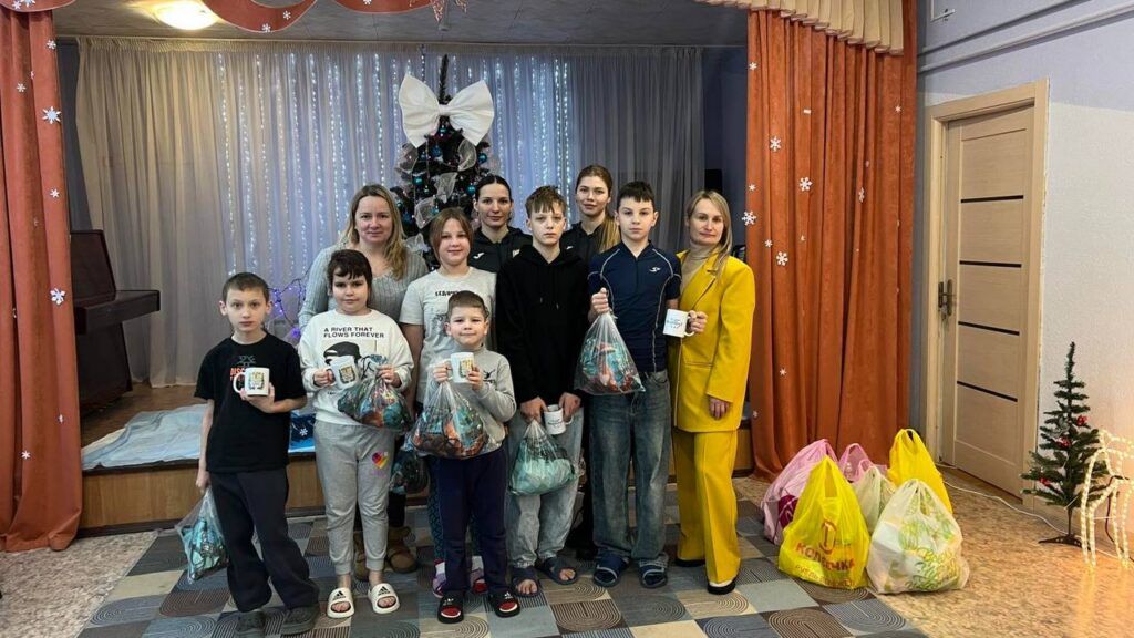 «Виктория» подарила праздник воспитанникам Смолевичского социально-педагогического центра