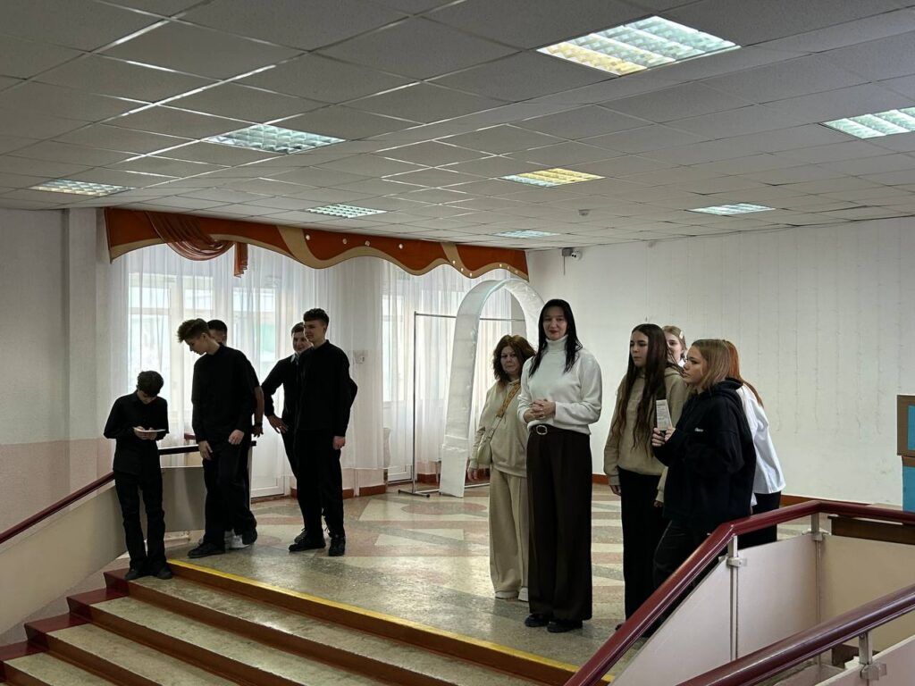 Как школа помогла бездомным животным