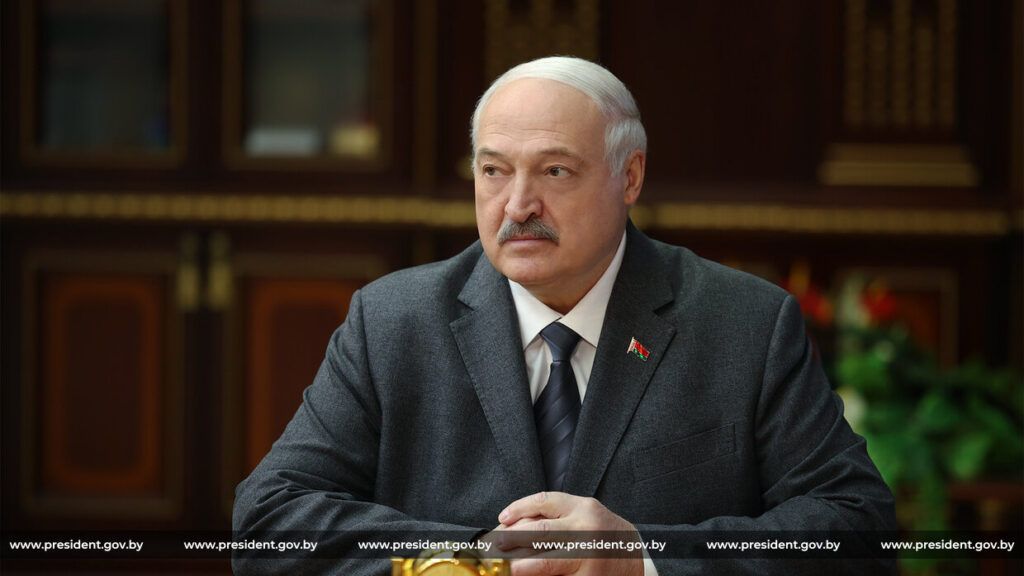 Президент подписал Указ «О квалификационном экзамене», который повысит прозрачность государственной службы