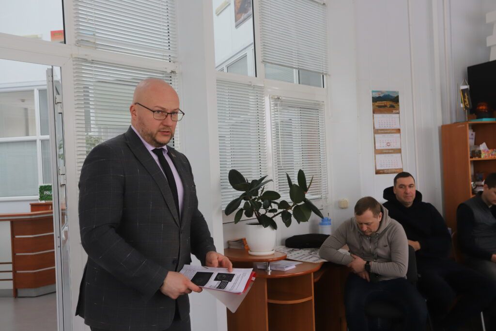 В «Профи-Агропарк Групп» обсудили оборонную мощь и патриотизм