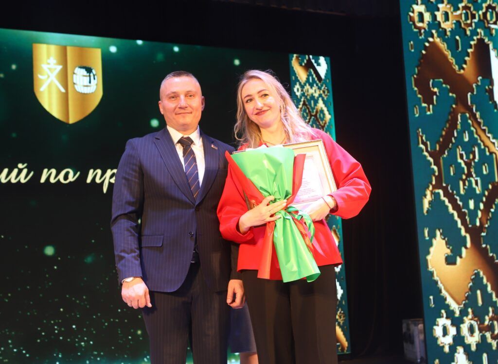 Доска почета Смолевиччины. Глава района наградил передовиков