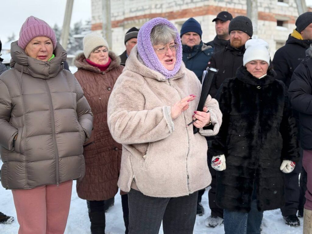 Что решили по асфальтированию дорог в Батуринке?