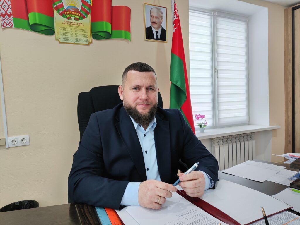 Рекордное зерно и более 10 тысяч тонн молока: рассказываем о лучшем хозяйстве района