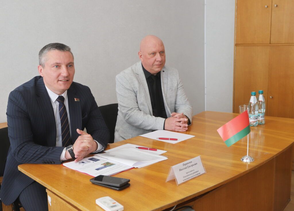 О демографии, инвестициях и строительстве на селе Николай Парамонов говорил на заводе ЖБИ