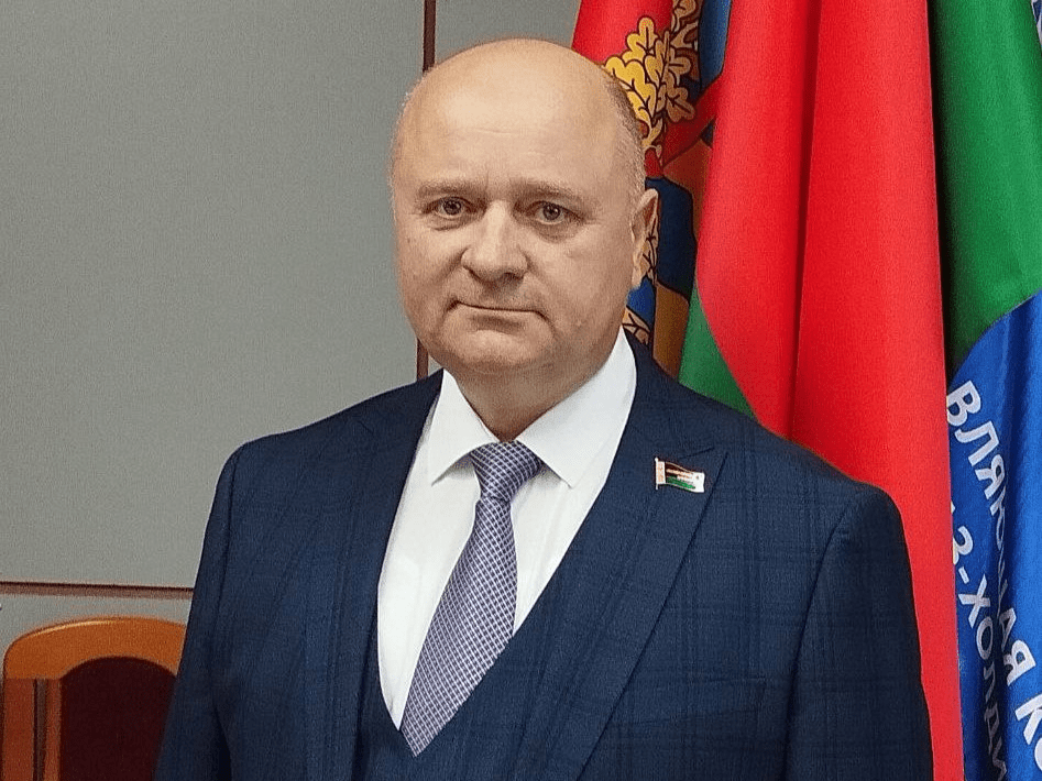 Юрий Марецкий: Конституция создает реальные условия для жизни и творчества каждого человека