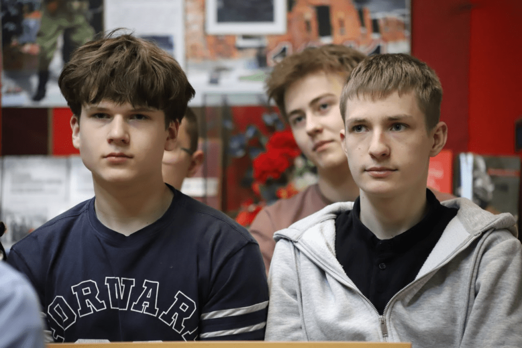 Старшеклассника рассказали, как построить карьеру в МВД