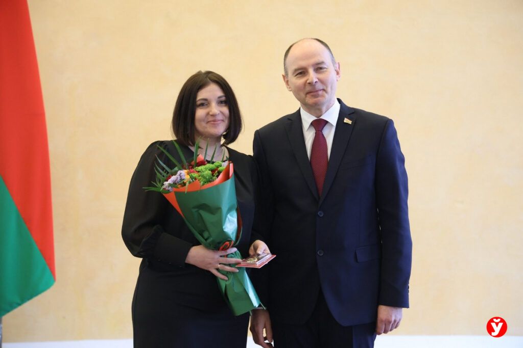 «Ты это заслужила!». Узнали, чем живет   смолевичская мама-орденоносец