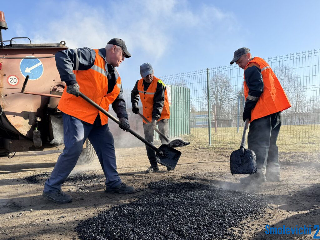 Работники ЖКХ отмечают профессиональный праздник. Расскажем, чем живет коммунальное хозяйство сегодня