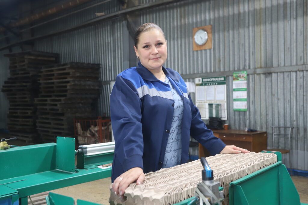 Укладчик-упаковщик стала лучшим работником в сфере промышленности