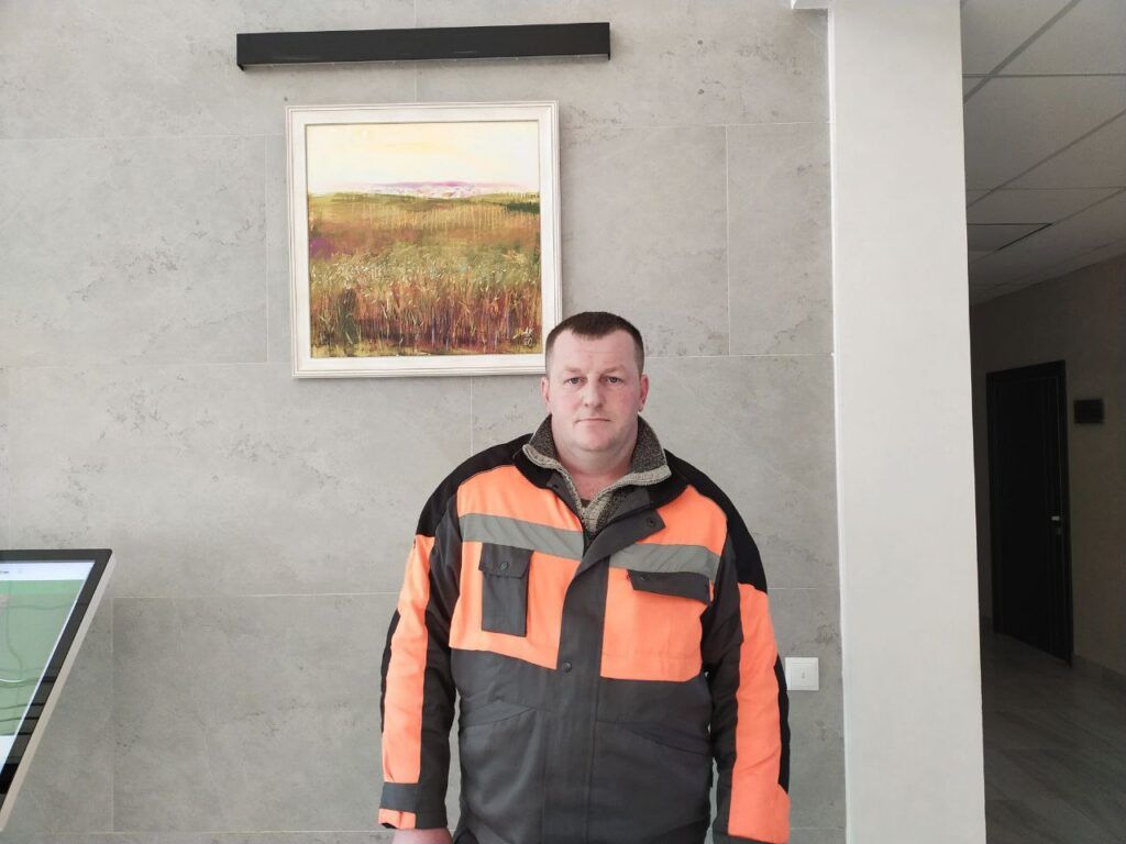 Узнали, как вальщик леса из Смолевичей стал лучшим по профессии