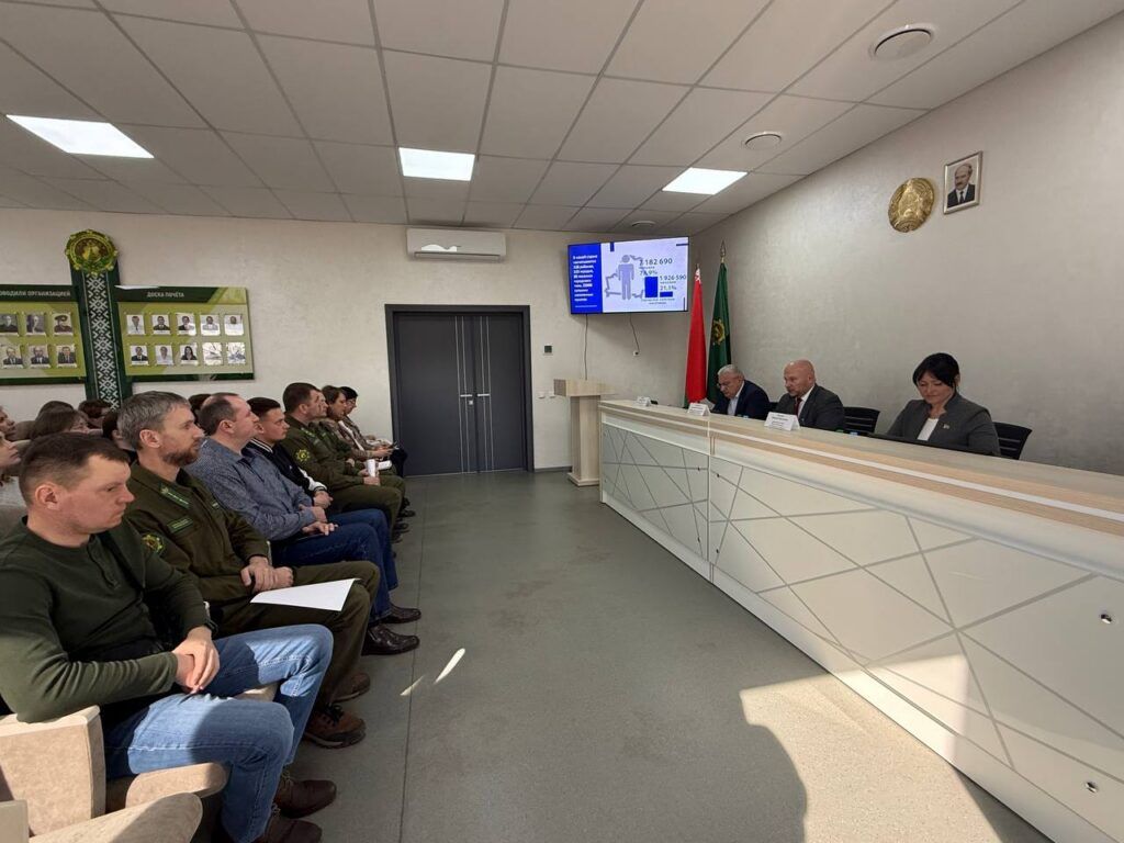 «Человек в центре внимания». В Смолевичском лесхозе обсудили развитие регионов