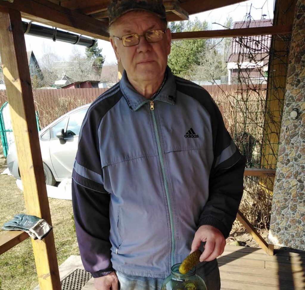 Огурцы с выдержкой: ветеран печати поделился секретом хруста